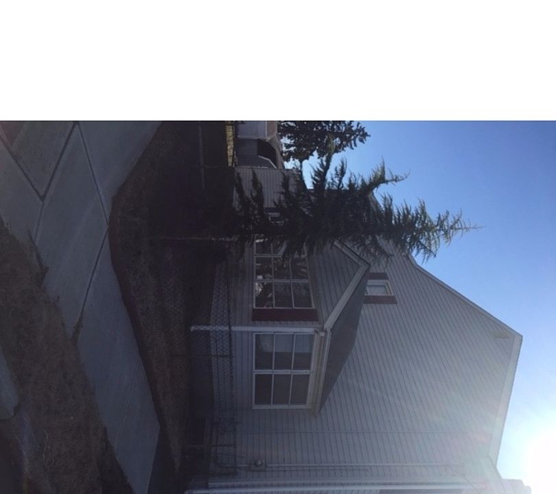 2nd image of 31 E Franklin St