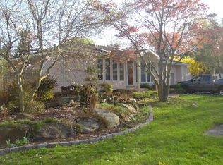 24 Olga Ln, Commack, NY 11725