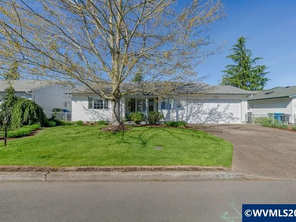 575 N Cascade Dr, Woodburn, OR 97071