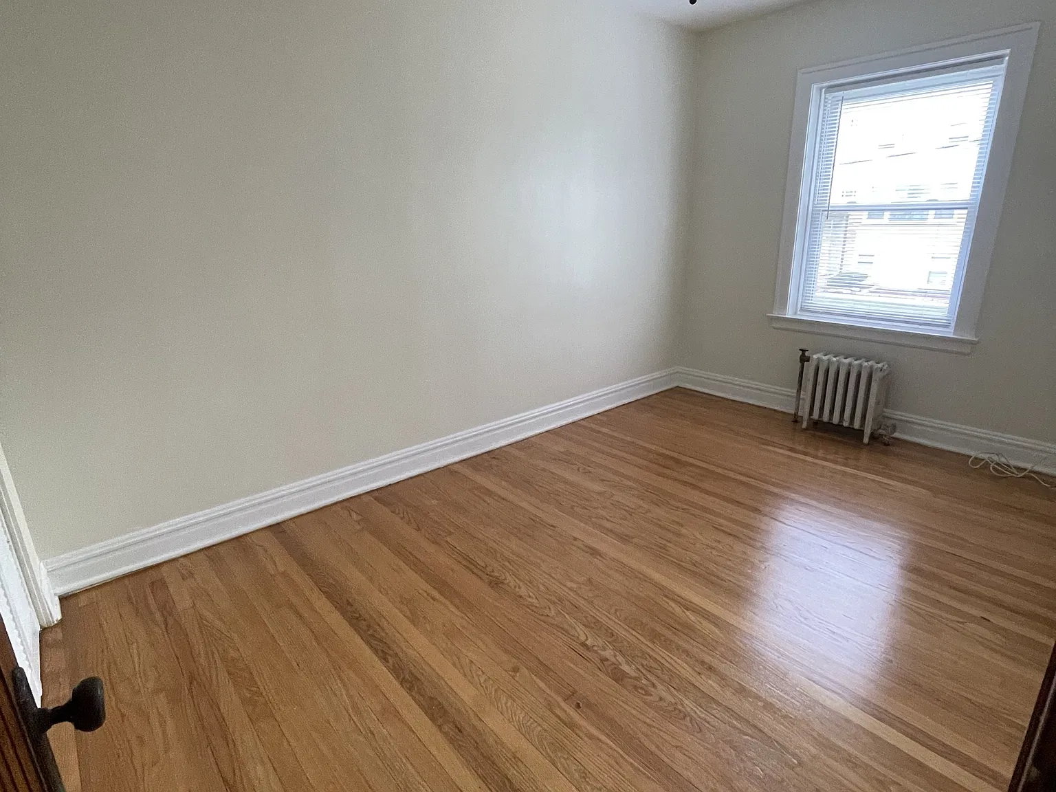 2302 Clarence Avenue - Unit 2302-1 — Photo 4