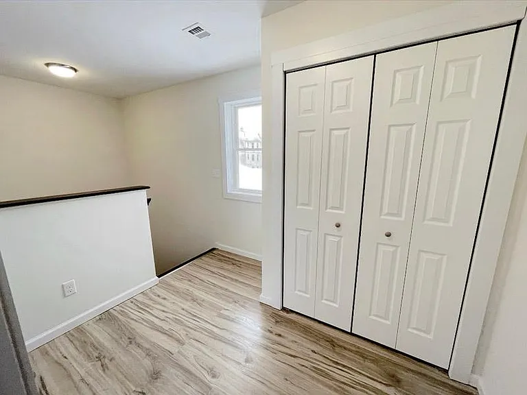 132 Gold St #2 — Photo 5