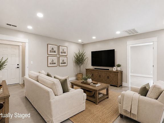 4th image of 460 Serenity Pl