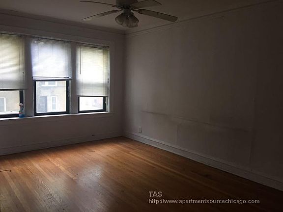 4th image of 2018 W Ainslie St #1