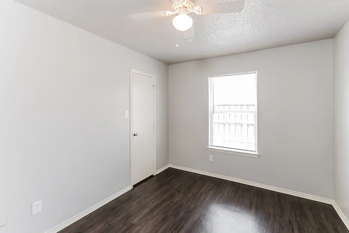 2111 Dandelion Dr — Photo 13