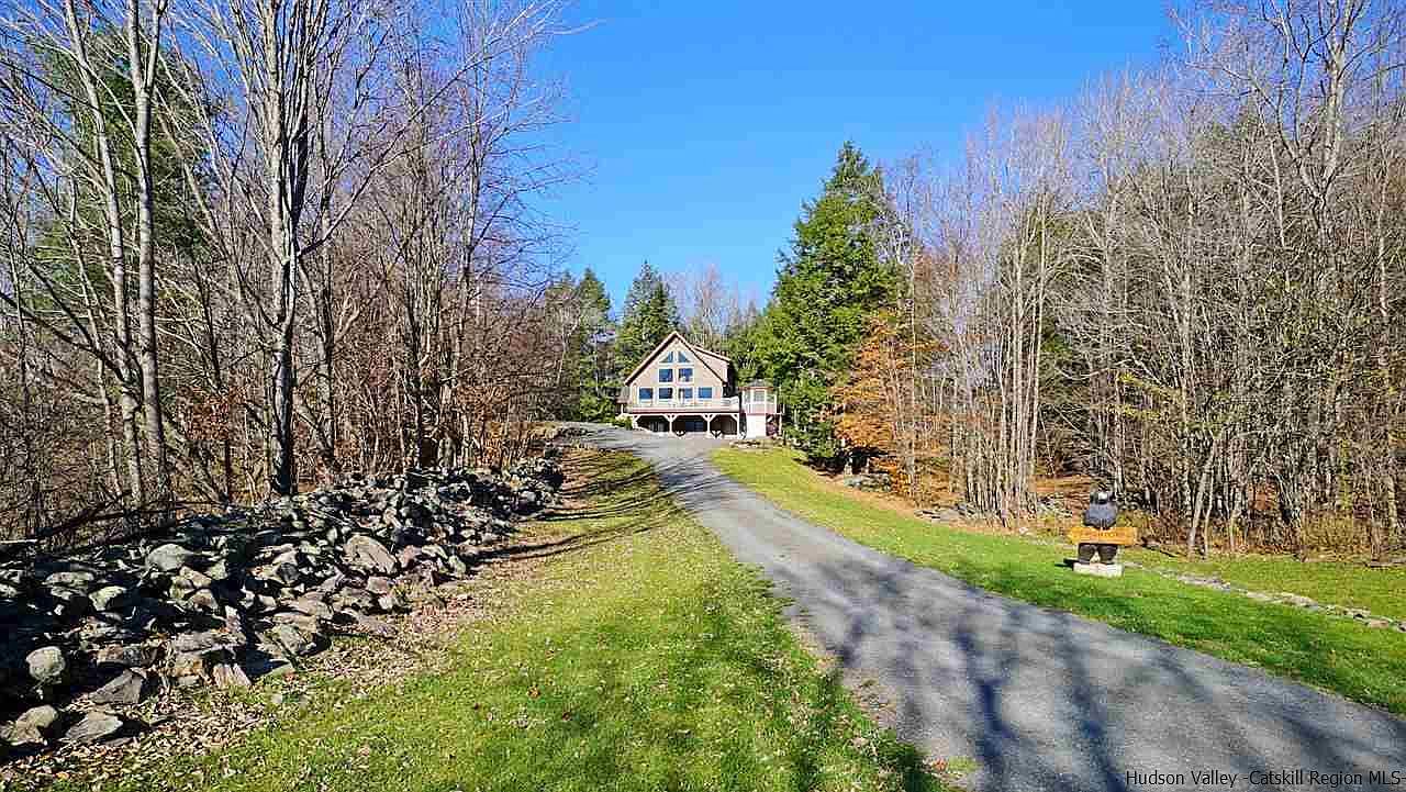 29 High Point Rd, Windham, NY 12496 | Zillow