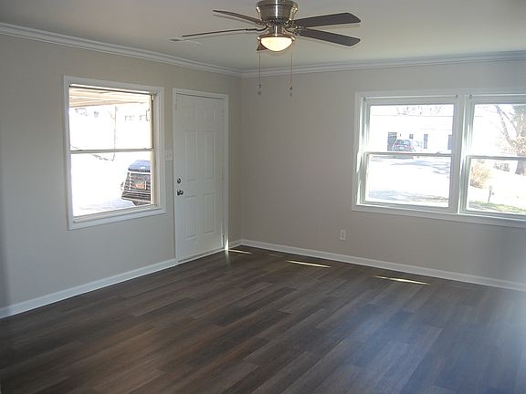 4th image of 4401 Nicholas Dr