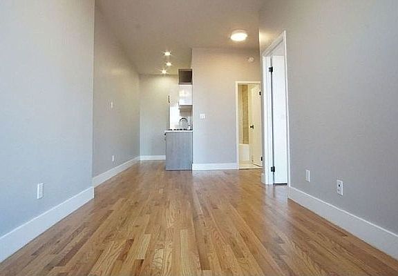 3rd image of 1084 Bedford Ave APT 3B