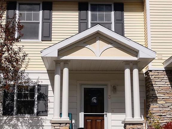 2nd image of 1427-3 Newport St