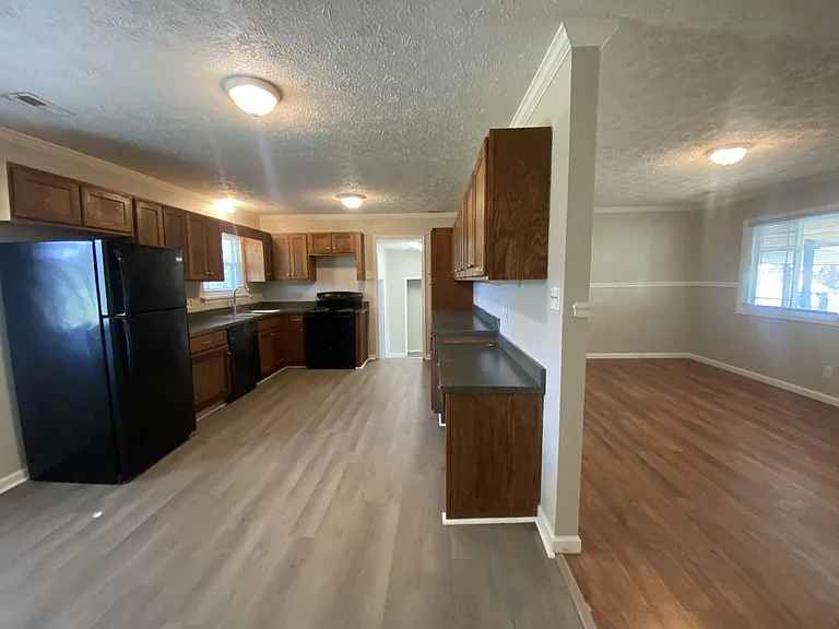 168 Reynolds Dr — Photo 20