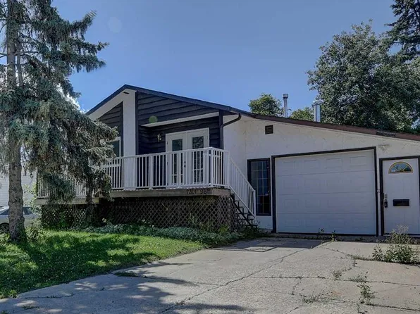 7314 NE 98th St, Grande Prairie, AB T8V 4X8
