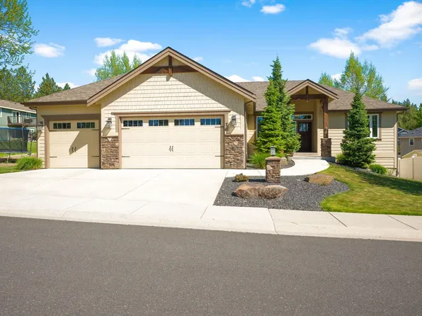 7 E Hillcrest Dr, Colbert, WA 99005