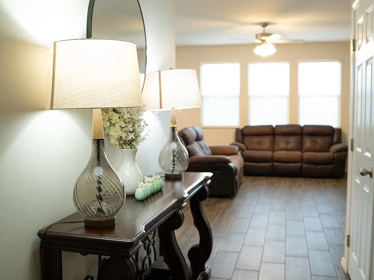 4207 Lorisa Dr — Photo 5