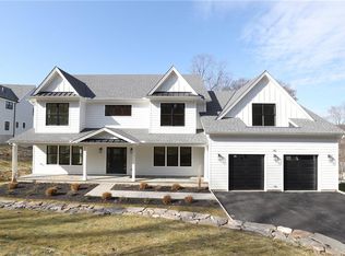 42 Mulligan Ln, Irvington, NY 10533
