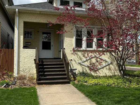 1037 Dunlop Ave, Forest Park, IL 60130