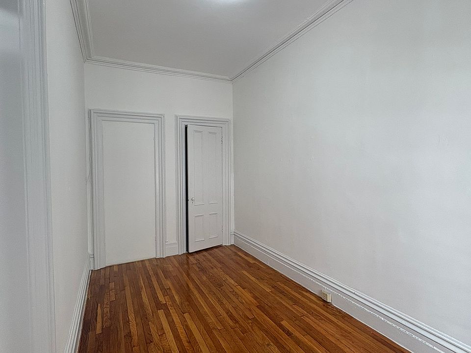 1st image of 42 W 56th St APT 3A