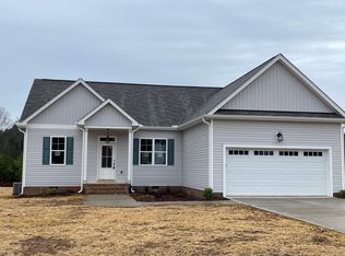 25 Brookhaven Dr, Spring Hope, NC 27882