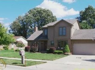 40692 Nobleton Dr, Sterling Heights, MI 48310