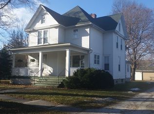 612 Elliott St, Beecher, IL 60401