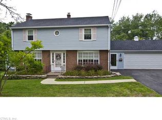 270 Long Hill Rd, Wallingford, CT 06492