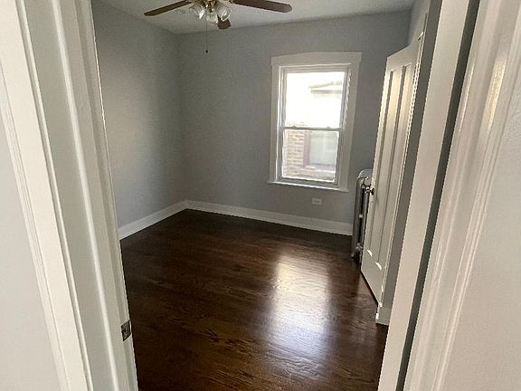 4th image of 3640 N Whipple St #2