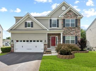 10 Locust Ln, Swedesboro, NJ 08085