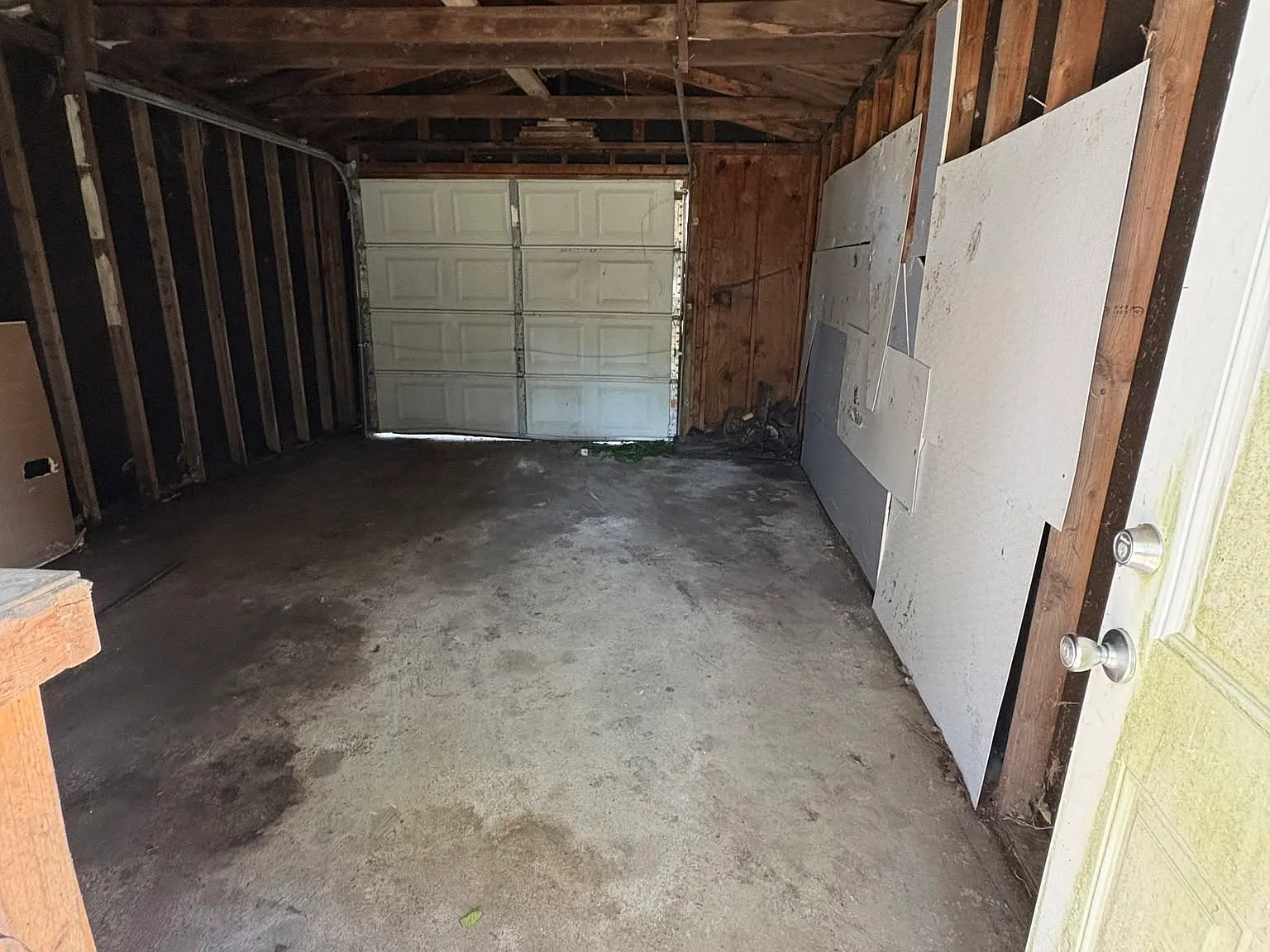 4 bed, 1008 sqft, $1,795 — Photo 4