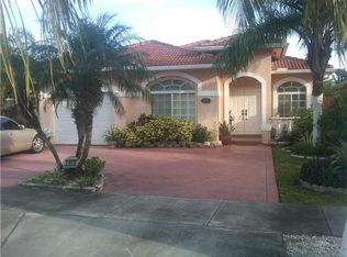 7970 NW 200th Ter, Hialeah, FL 33015