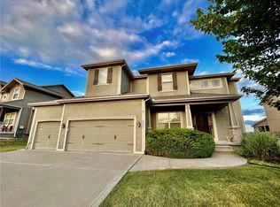 2357 SW Deer Run Rd, Lees Summit, MO 64082