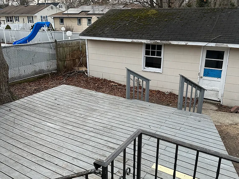 700 Surf Ave — Photo 26