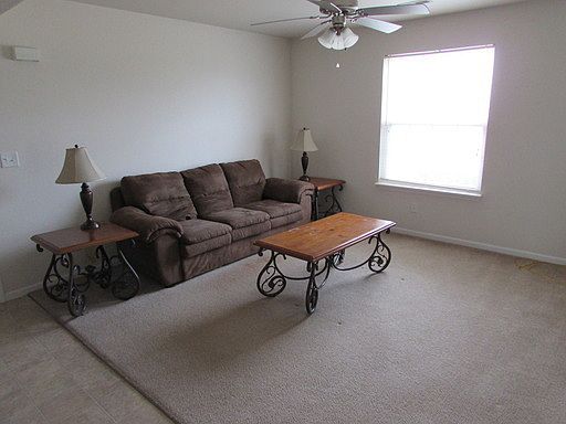 4th image of 22710 Hanley Ln #D