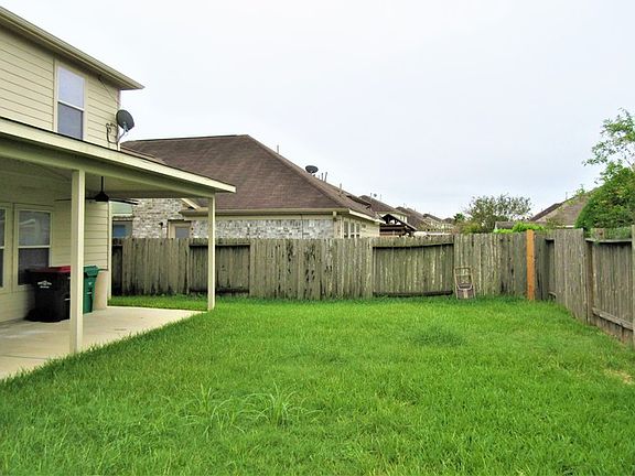 2nd image of 15423 Hazel Thicket Trl
