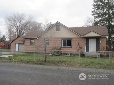 2502 Castlevale Road, Yakima, WA, 98902