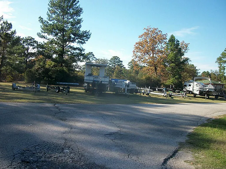 174 E Sunset Dr — Photo 7