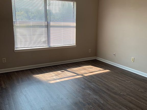 5th image of 26 Phillips St #1A