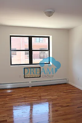 Rented by Dream Property Group LLC | media 13