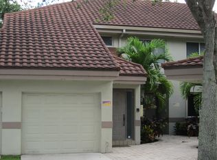 9214 NW 9th Ct, Plantation, FL 33324