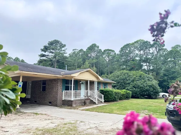 318 Pine Needle Rd, Walterboro, SC 29488