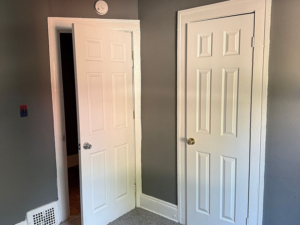 1st image of 1458 E 204th St #2