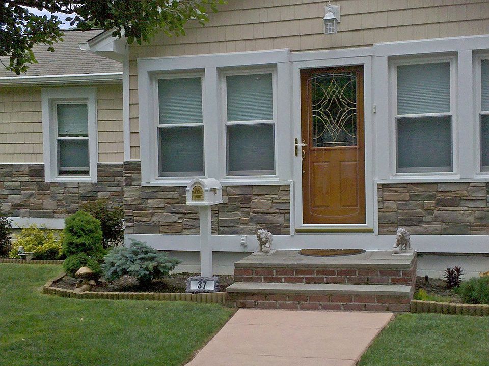 1st image of 37 Kirby Ln