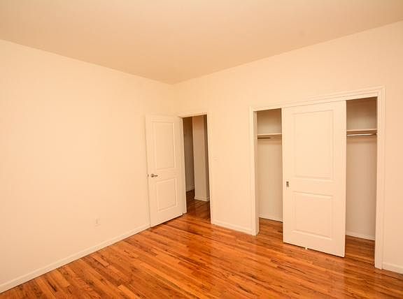 4th image of 52 W 77th St APT 3L