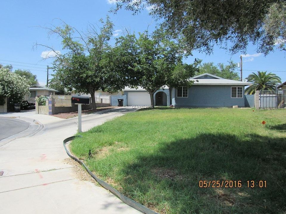 2nd image of 5220 Jeff Dr