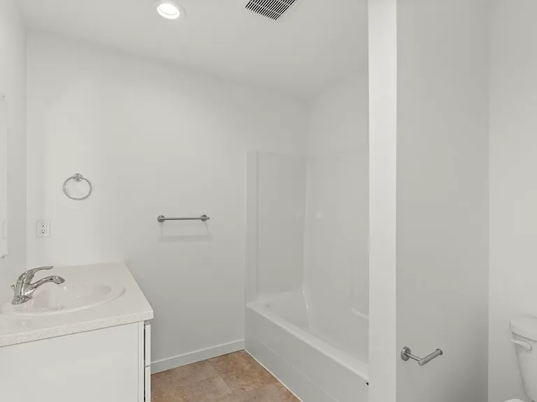 3000 Orange Ct — Photo 8