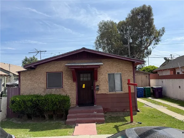 2412 Gale Ave, Long Beach, CA 90810