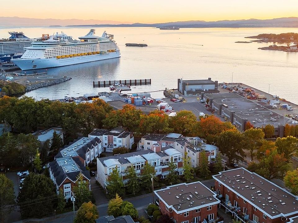 1st image of 60 Dallas Rd #15