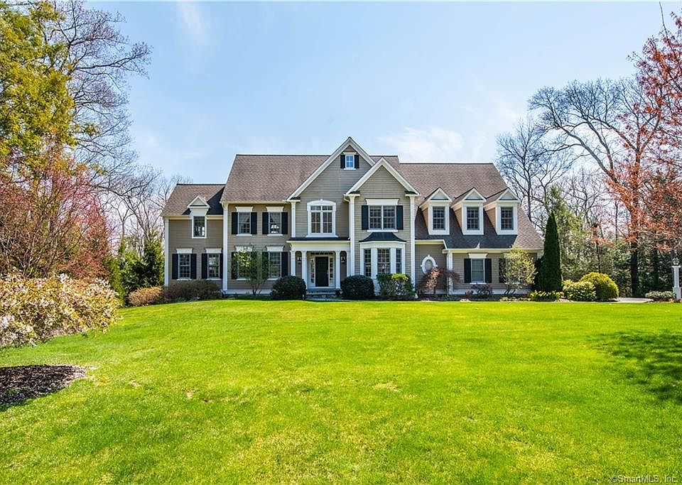 1st image of 49 Wildwood Dr