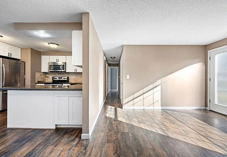 2577 Elysium Ave — Photo 13