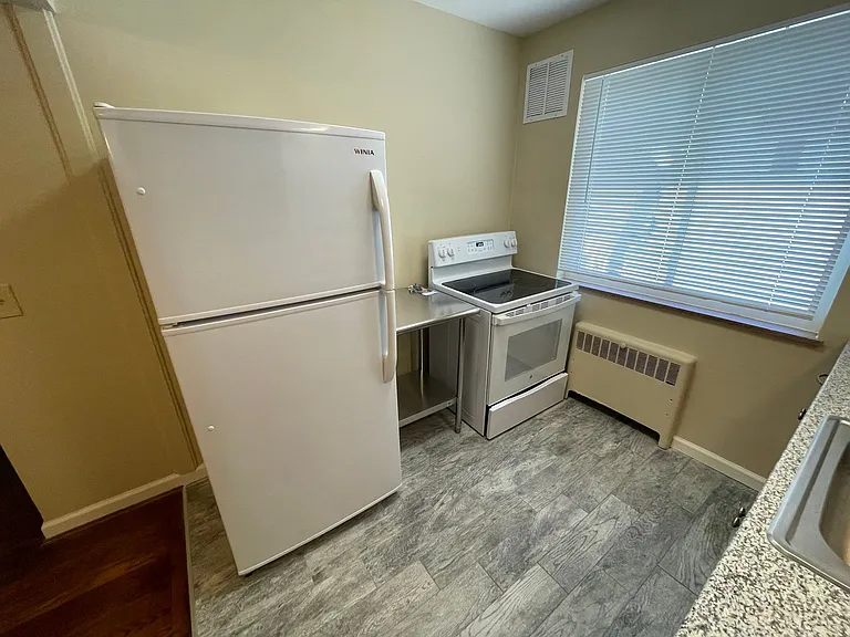 6247 Corbly St — Photo 7
