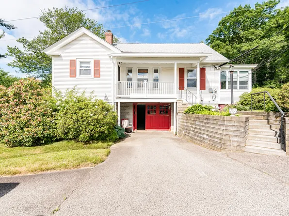 169 Old Road, Eliot, ME 03903