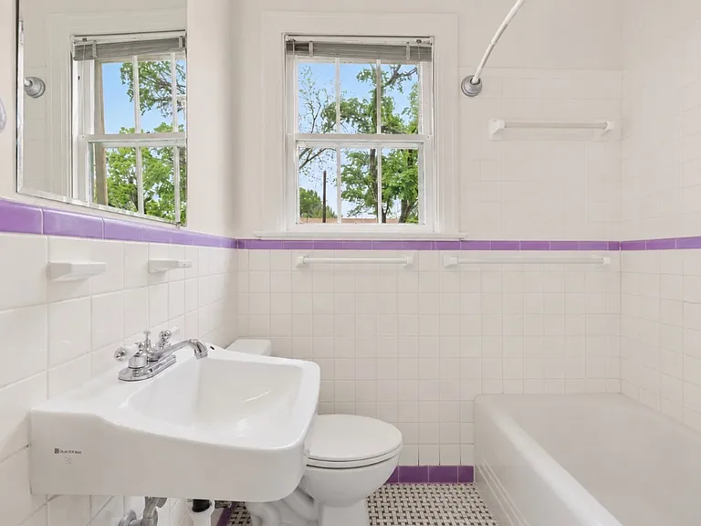 609 Carolyn Ave — Photo 6