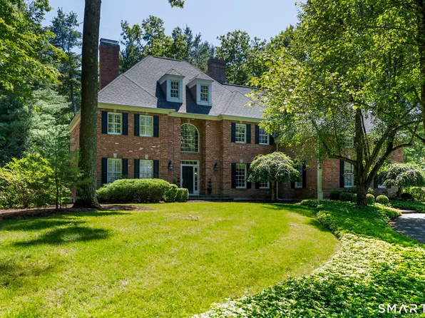 9 Kew Gardens, Farmington, CT 06032